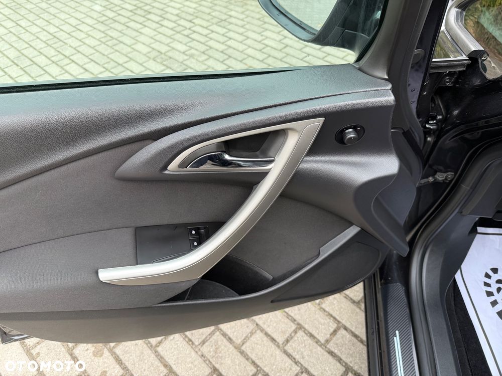 Opel Astra 1.7 CDTI DPF Active - 12