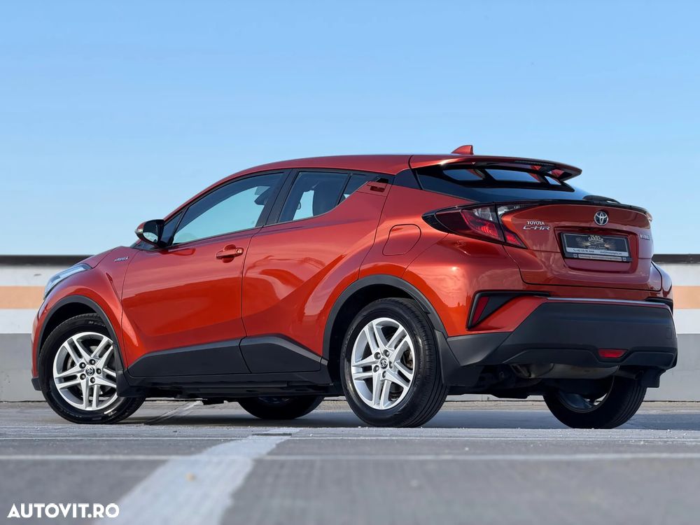 Toyota C-HR Style - 4