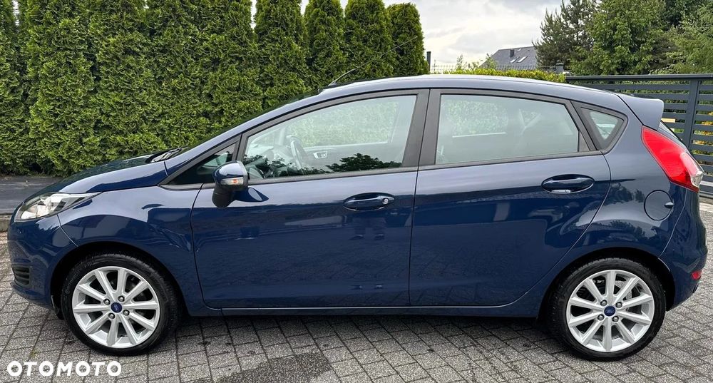 Ford Fiesta - 10