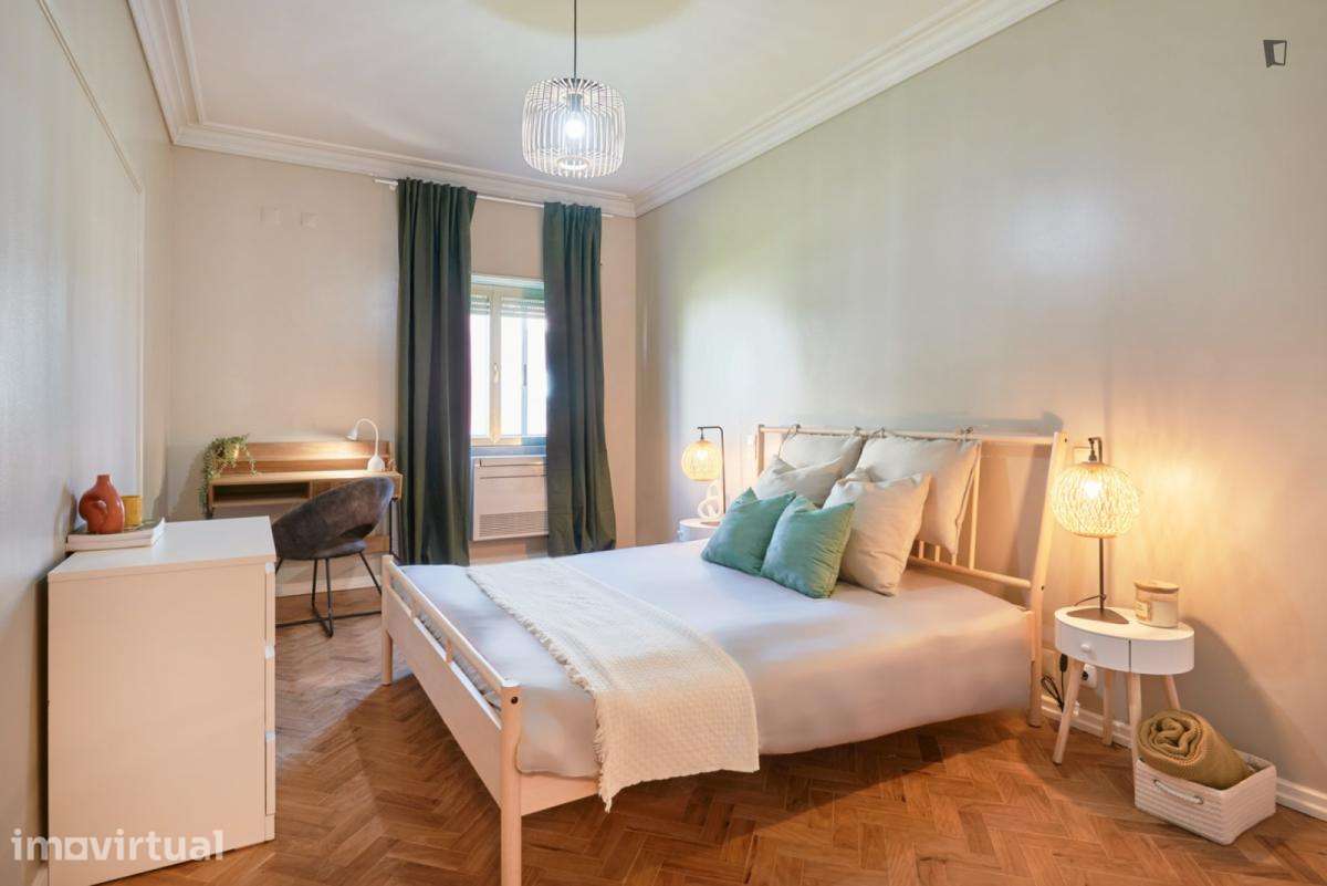 Quarto - localizado em Lisbon - Grande imagem: 2/45