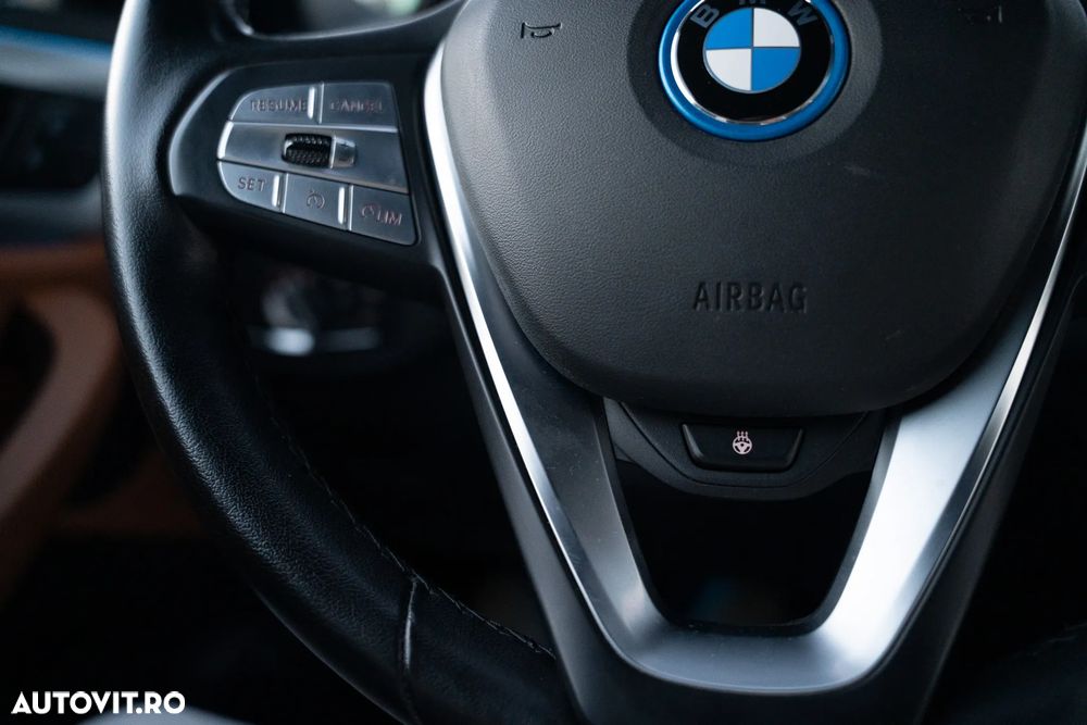 BMW X3 xDrive30e AT PHEV - 22