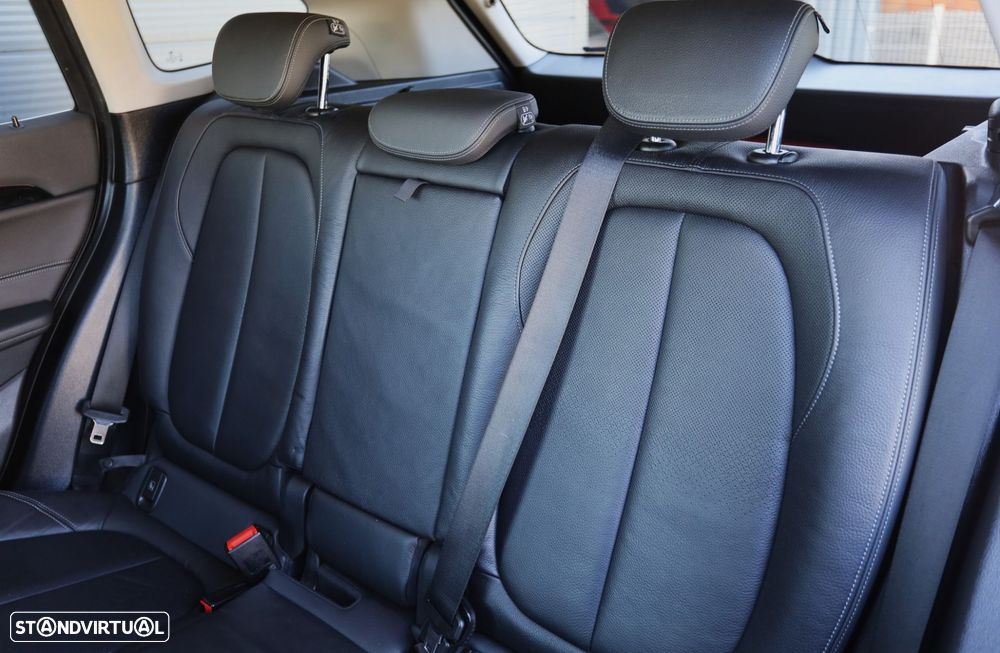 BMW X1 18 d sDrive Auto xLine - 23