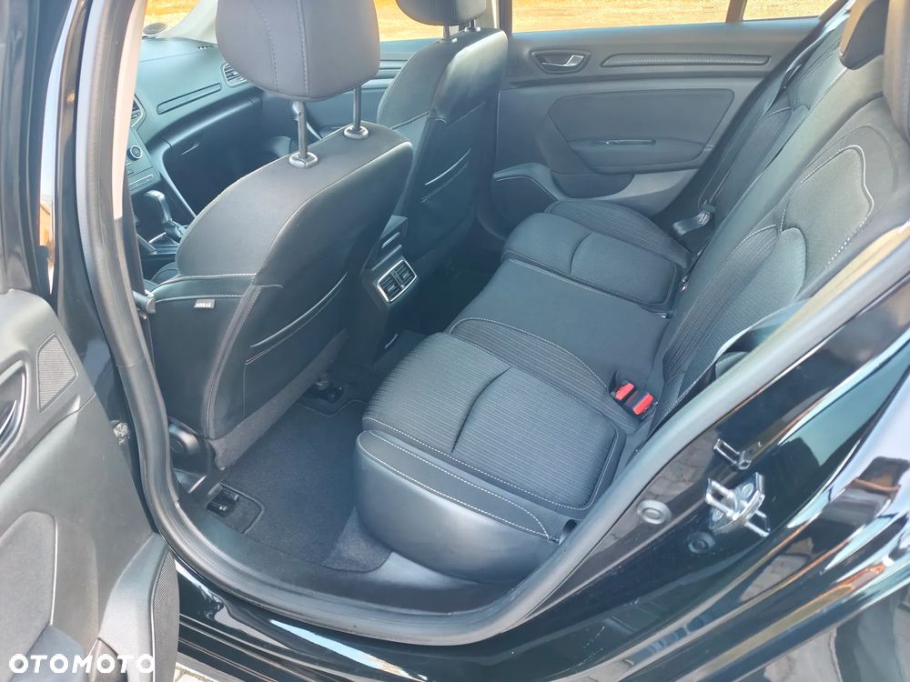Renault Megane ENERGY TCe 140 EDC LIMITED - 15