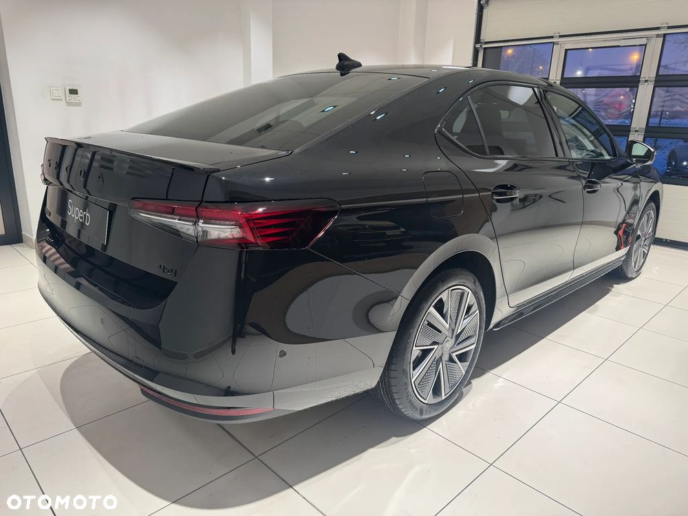 Skoda Superb 2.0 TSI Sportline DSG - 3