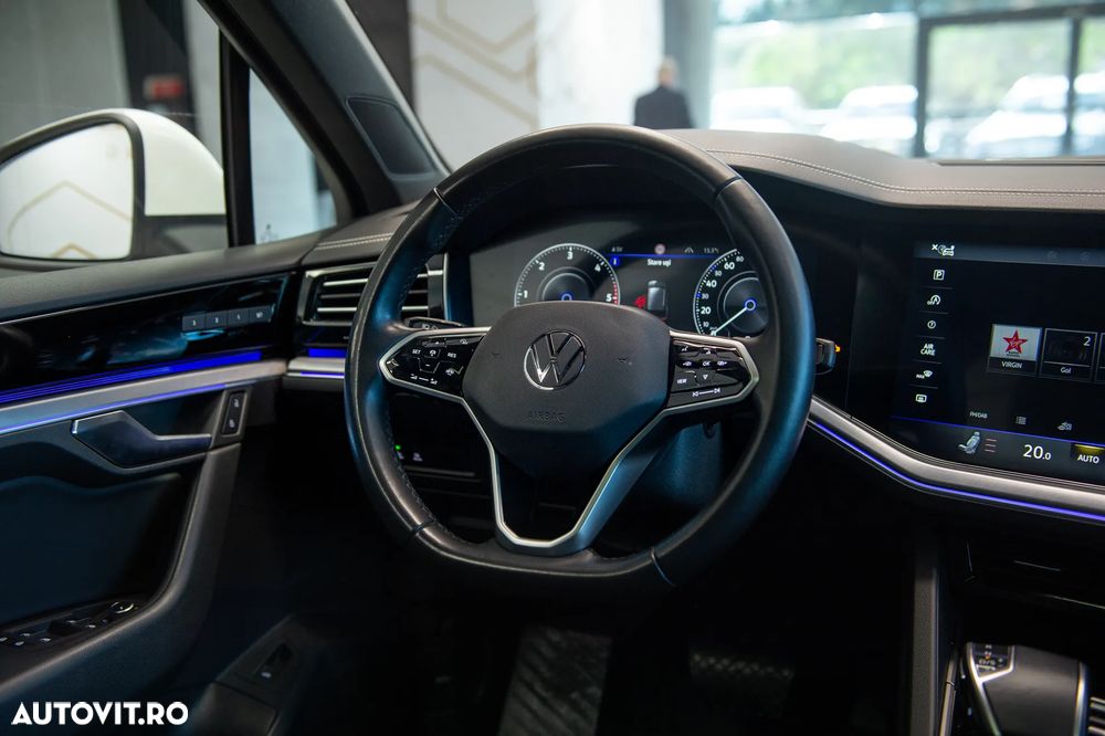 Volkswagen Touareg V6 TDI Elegance - 30