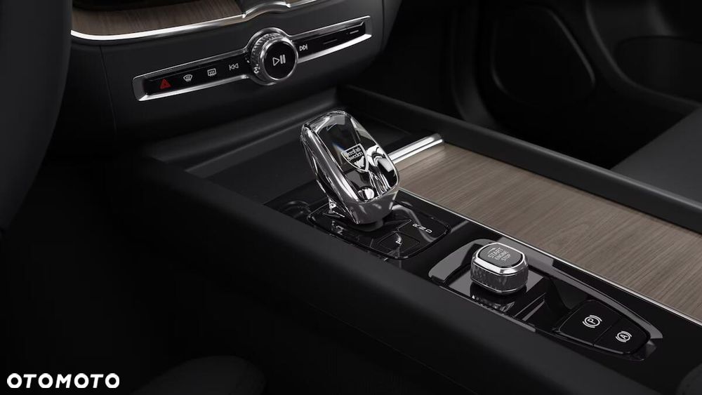 Volvo XC 60 B5 B AWD Ultra Dark - 9