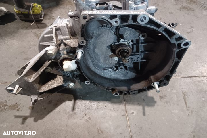 CUTIE DE VITEZE 2.0 CDTI TIP M32 6 TREPTE 55569882 983070171 Opel Ins - 2