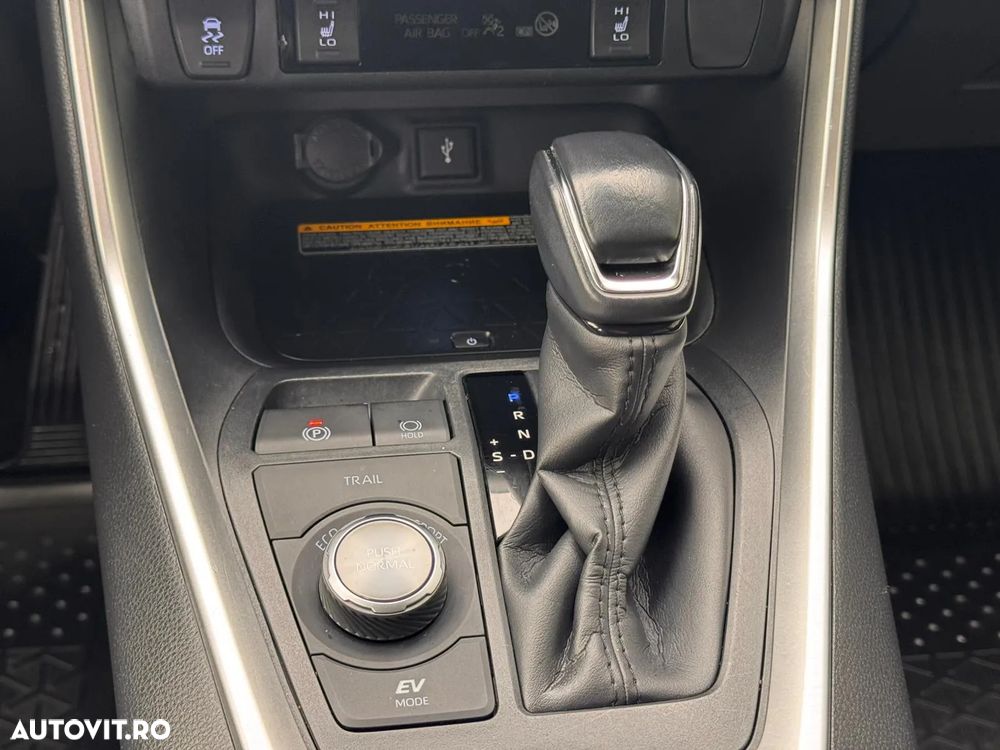 Toyota RAV4 2.5 Hybrid VVT-iE 4x4 Luxury - 17
