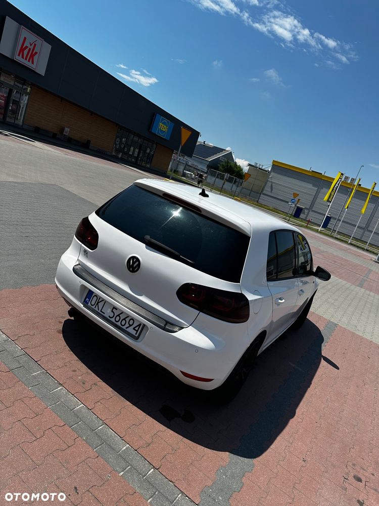 Volkswagen Golf 2.0 TDI Highline - 8