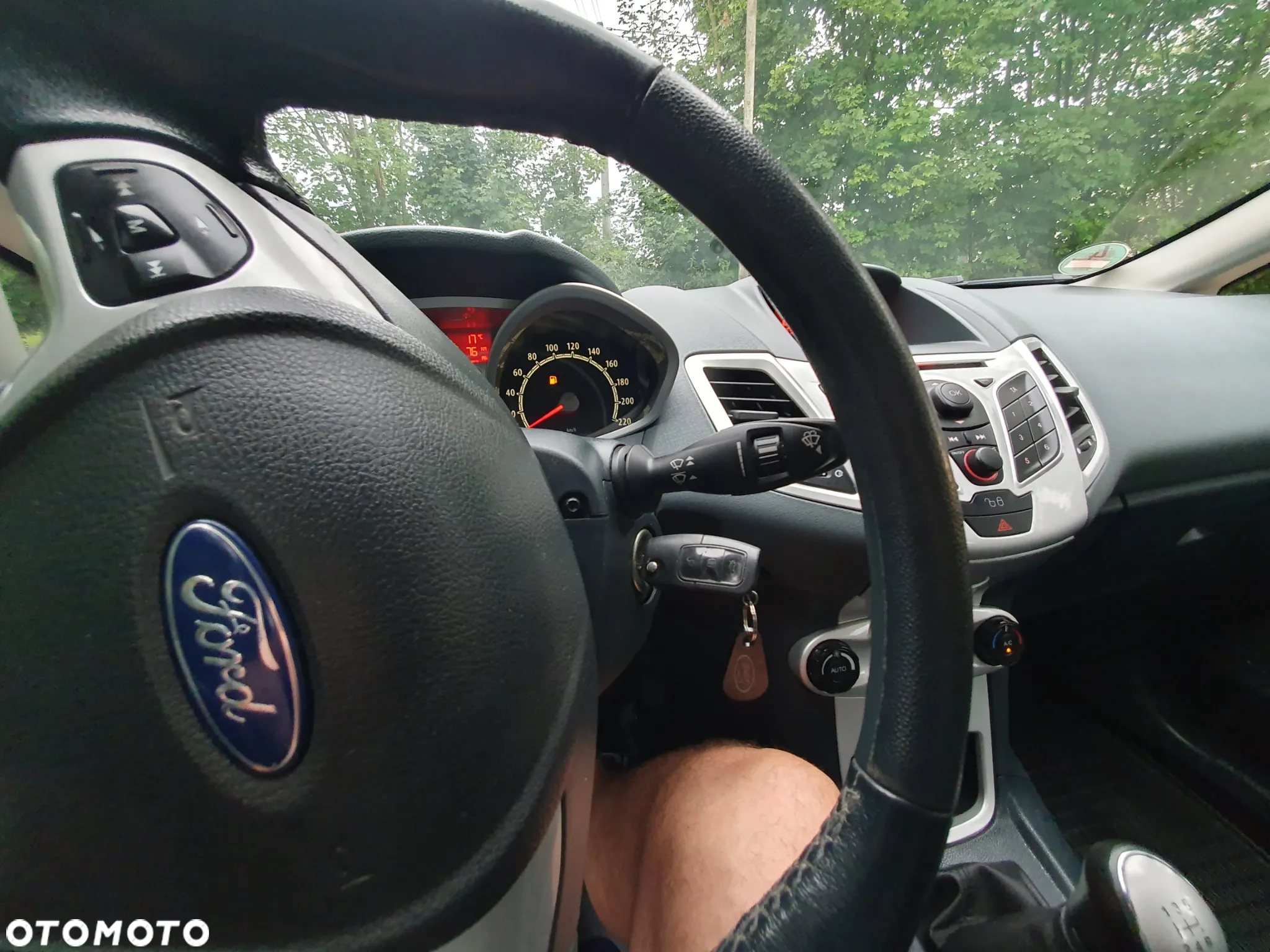 Ford Fiesta 1.4 Ghia - 16