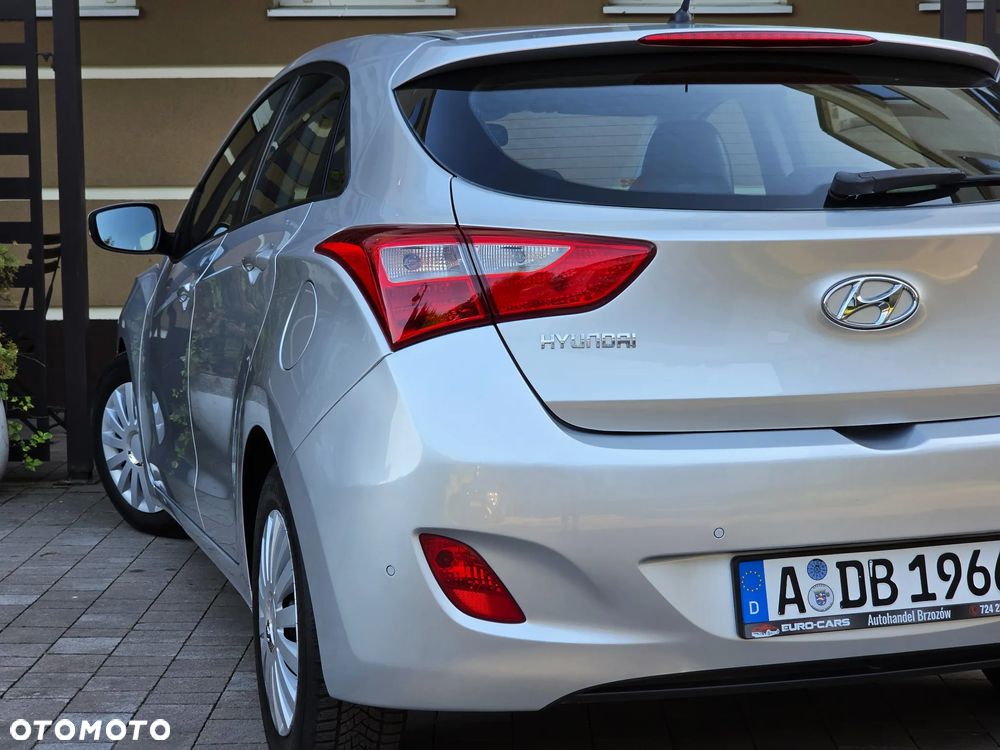 Hyundai i30 1.4 Comfort - 23
