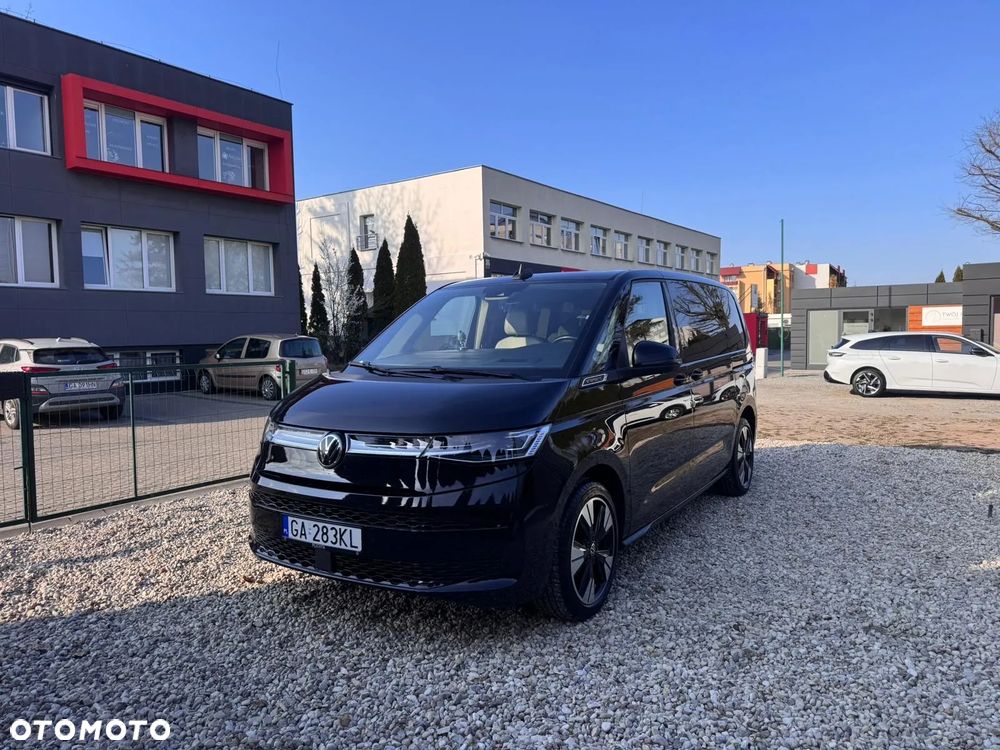Volkswagen Multivan - 1