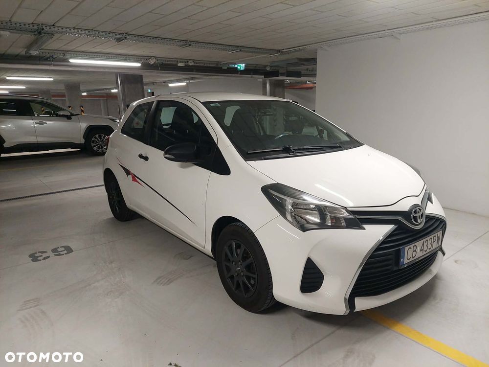 Toyota Yaris - 1