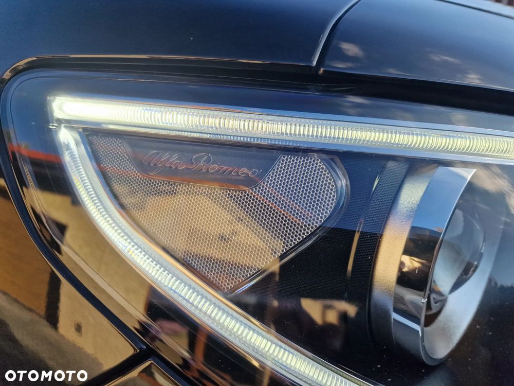 Alfa Romeo Stelvio 2.0 Turbo Veloce Q4 - 30