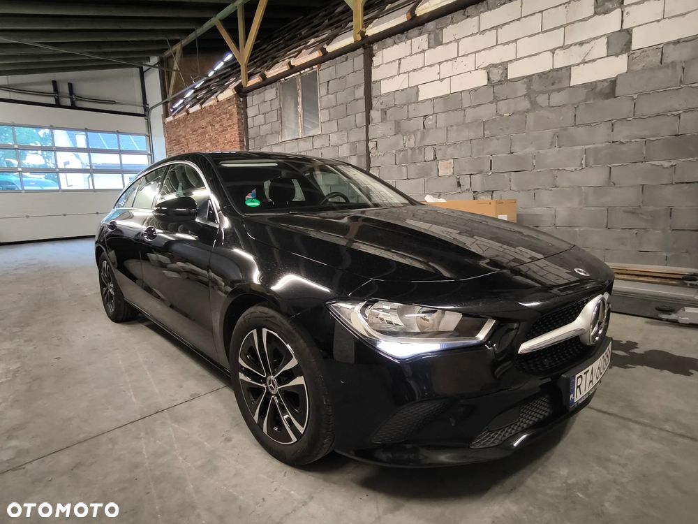 Mercedes-Benz CLA 180 Edition 2022 - 1
