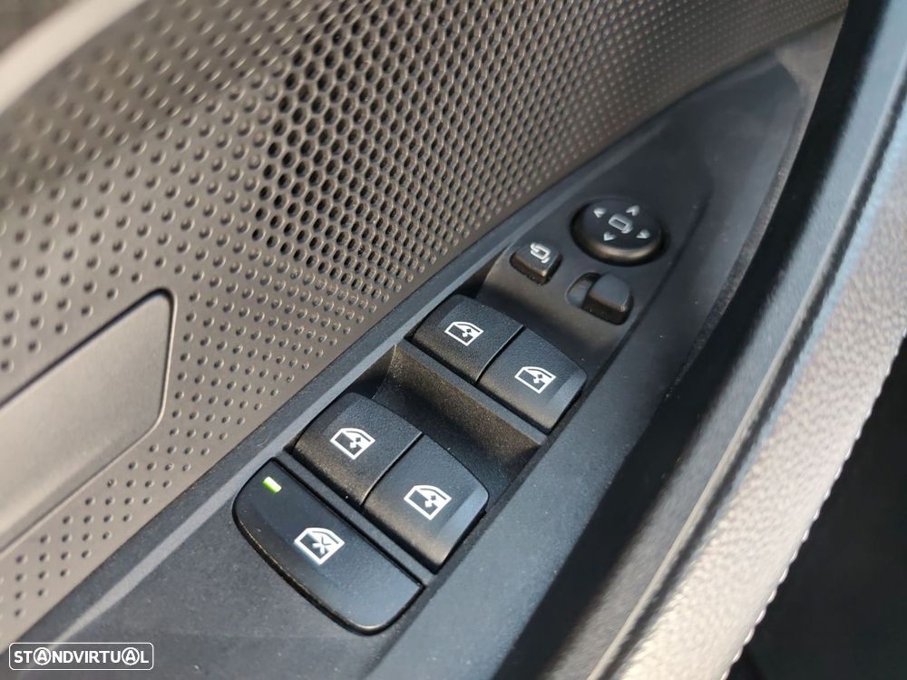 BMW i4 eDrive35 - 25