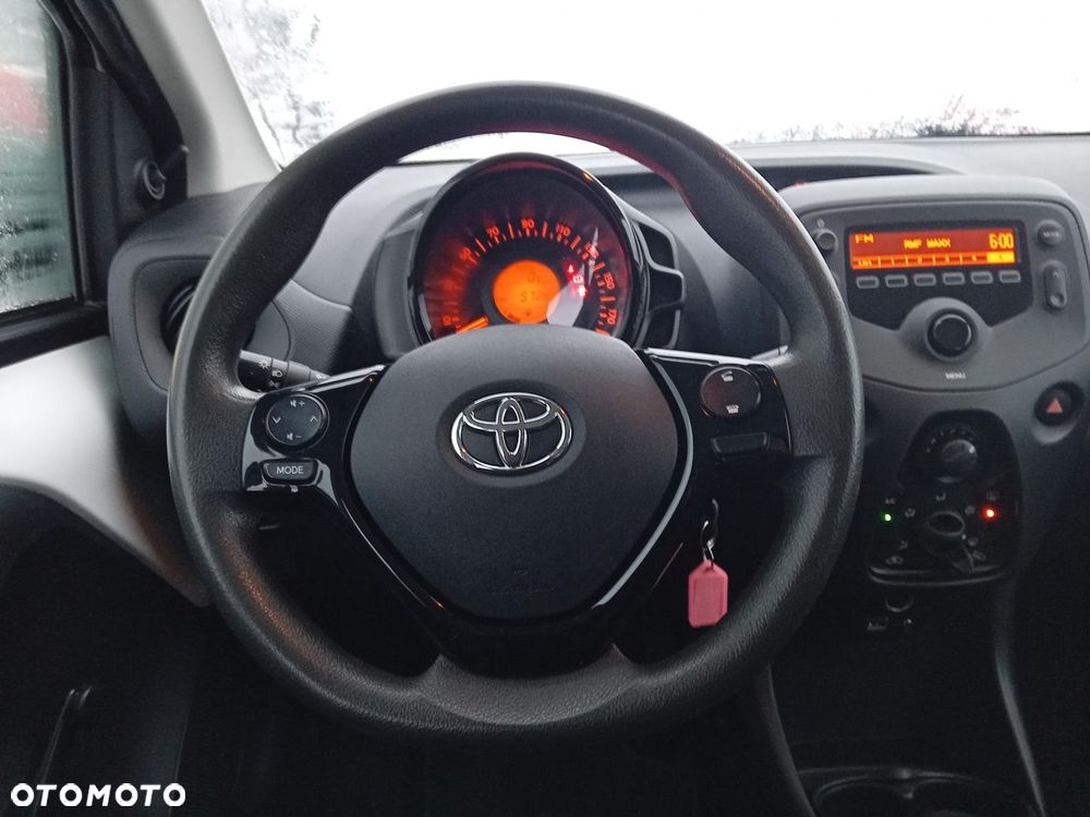 Toyota Aygo - 16