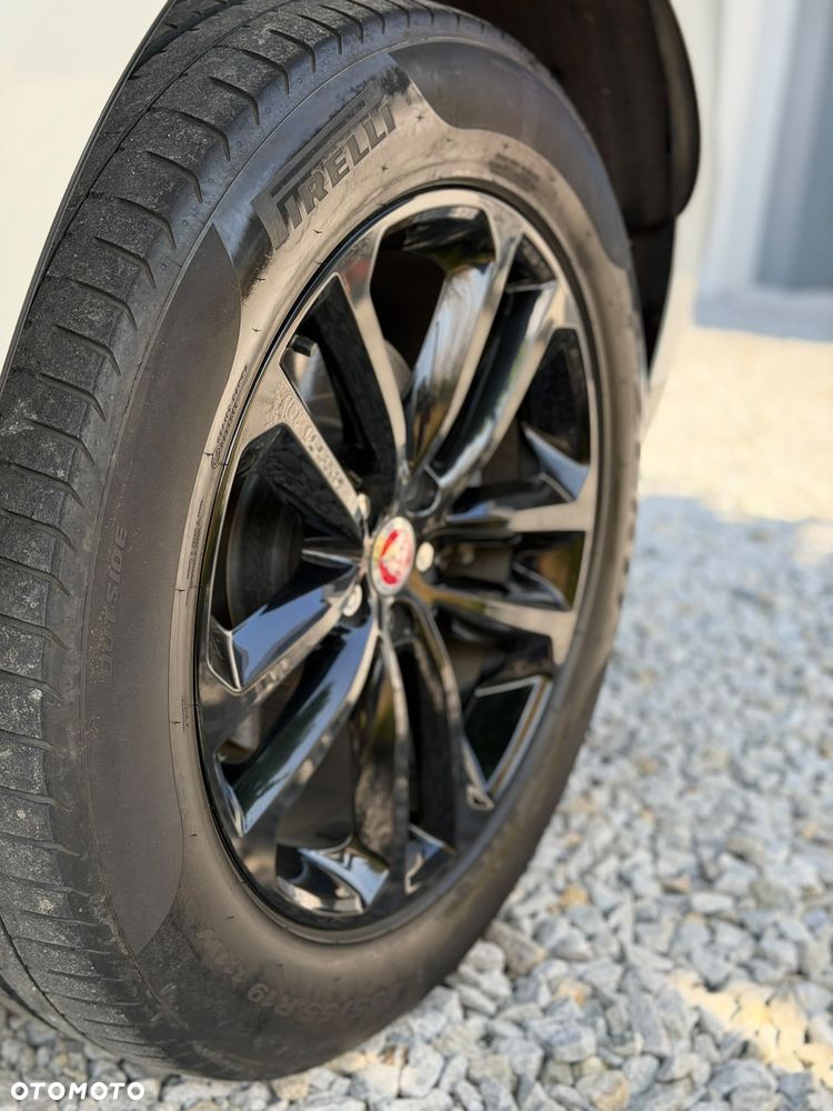 Jaguar F-Pace 2.0 i4D AWD Prestige - 13