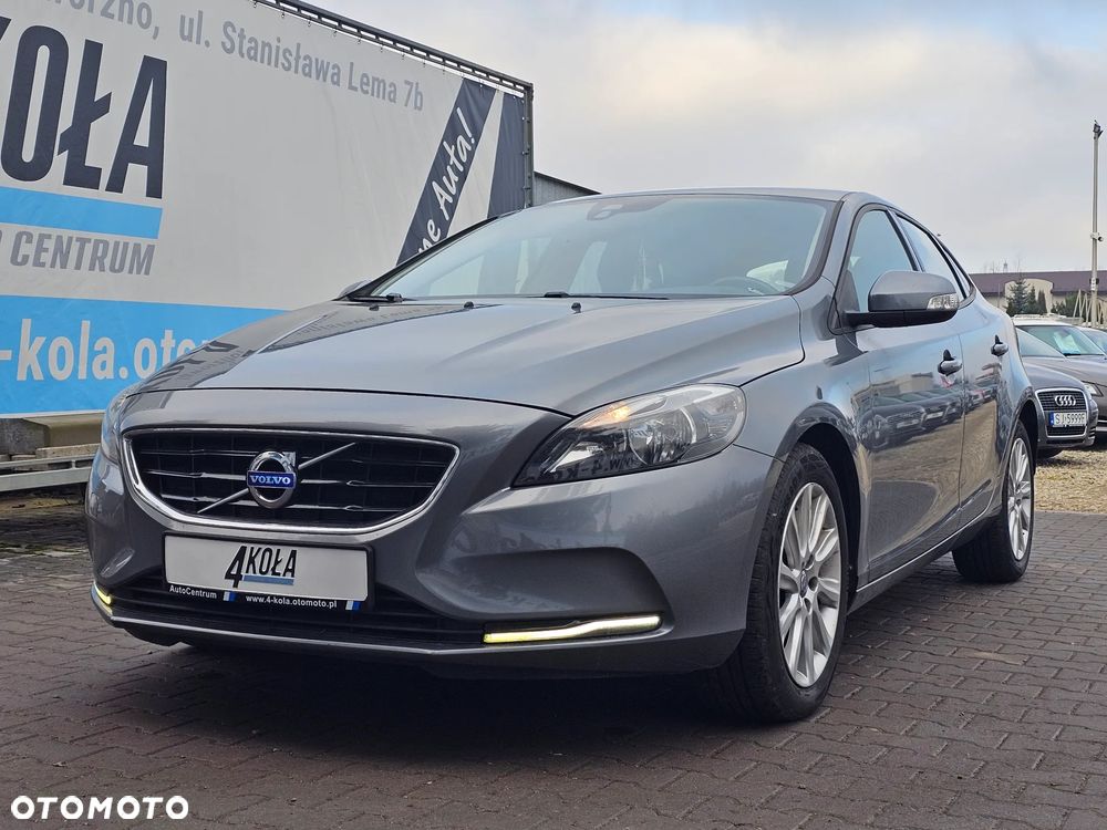 Volvo V40 D2 Momentum - 8