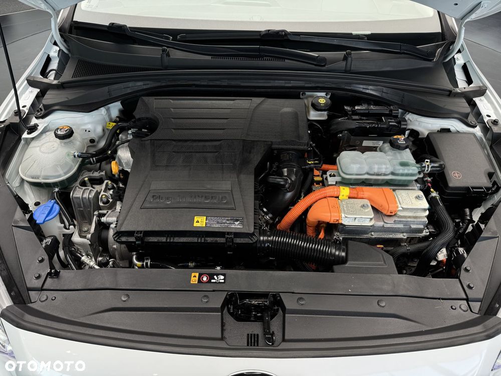 Kia Ceed 1.6 GDI PHEV L DCT - 21
