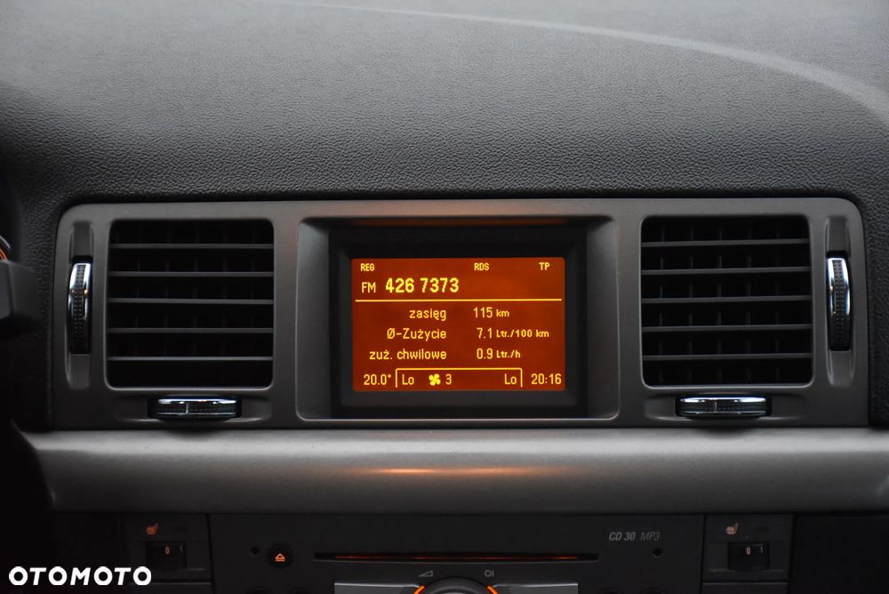 Opel Vectra 1.8 Cosmo Plus - 24