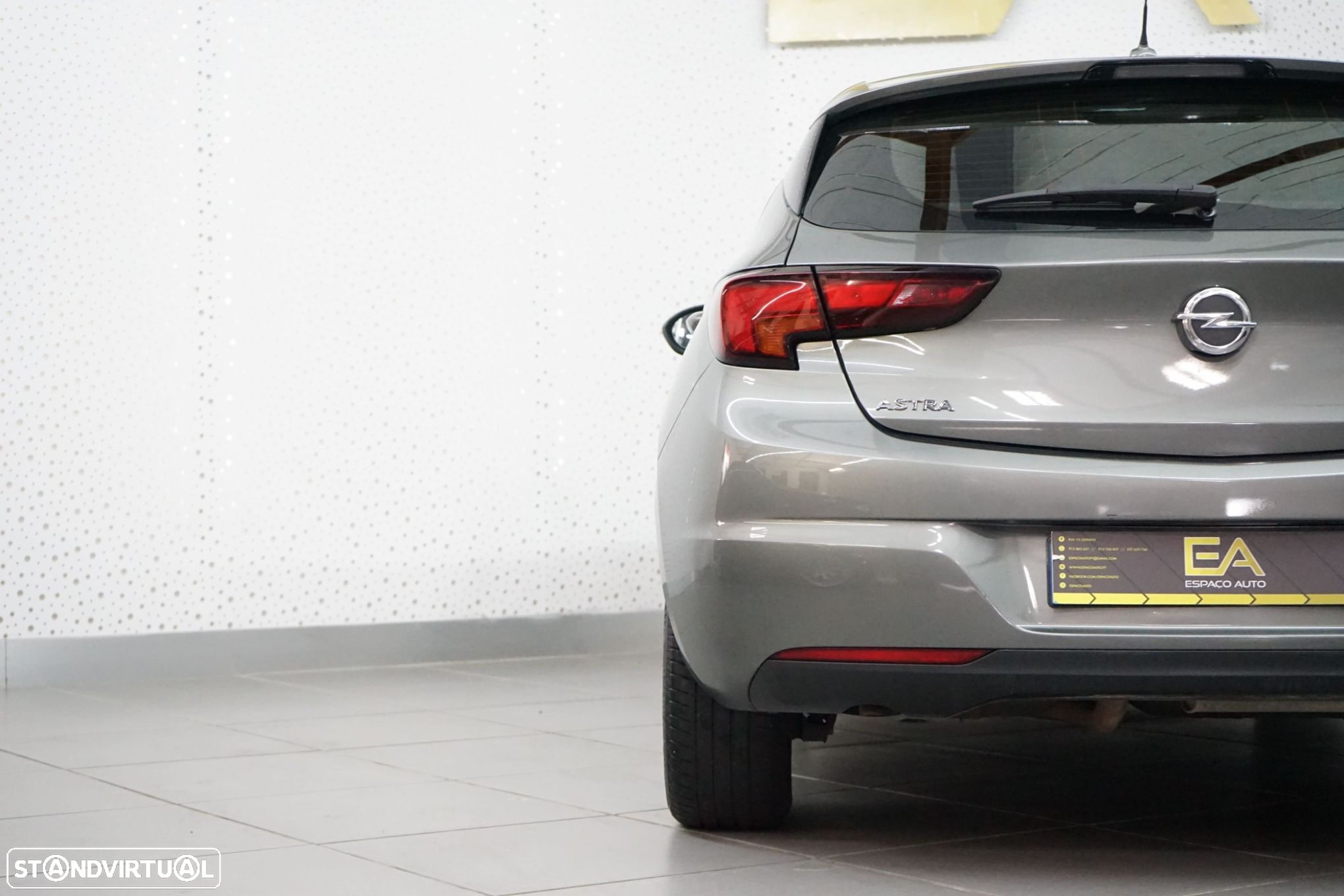 Opel Astra 1.0 Business Edition S/S - 39