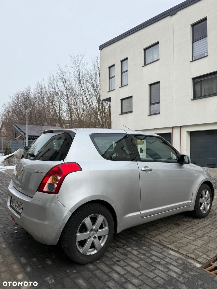 Suzuki Swift 1.3 GC - 5