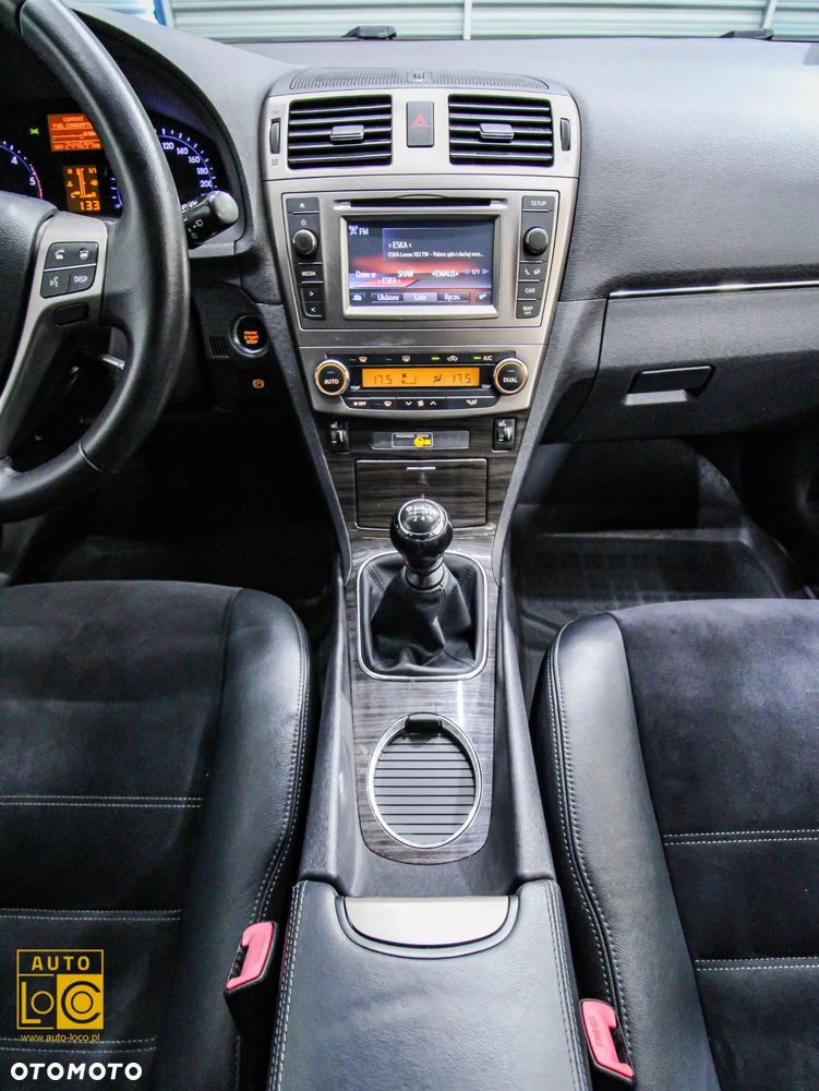 Toyota Avensis 2.0 D-4D Premium - 16