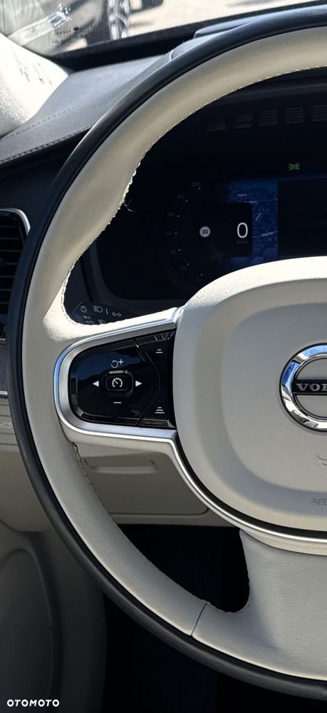 Volvo XC 90 - 14
