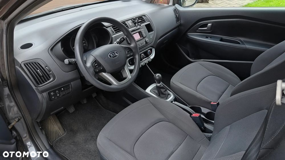 Kia Rio 1.2 M - 7