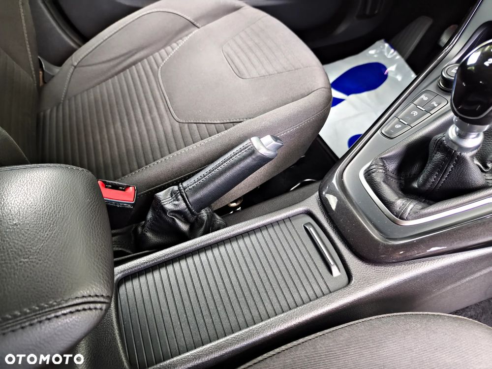 Ford Focus 1.5 TDCi DPF Start-Stopp-System Titanium - 38