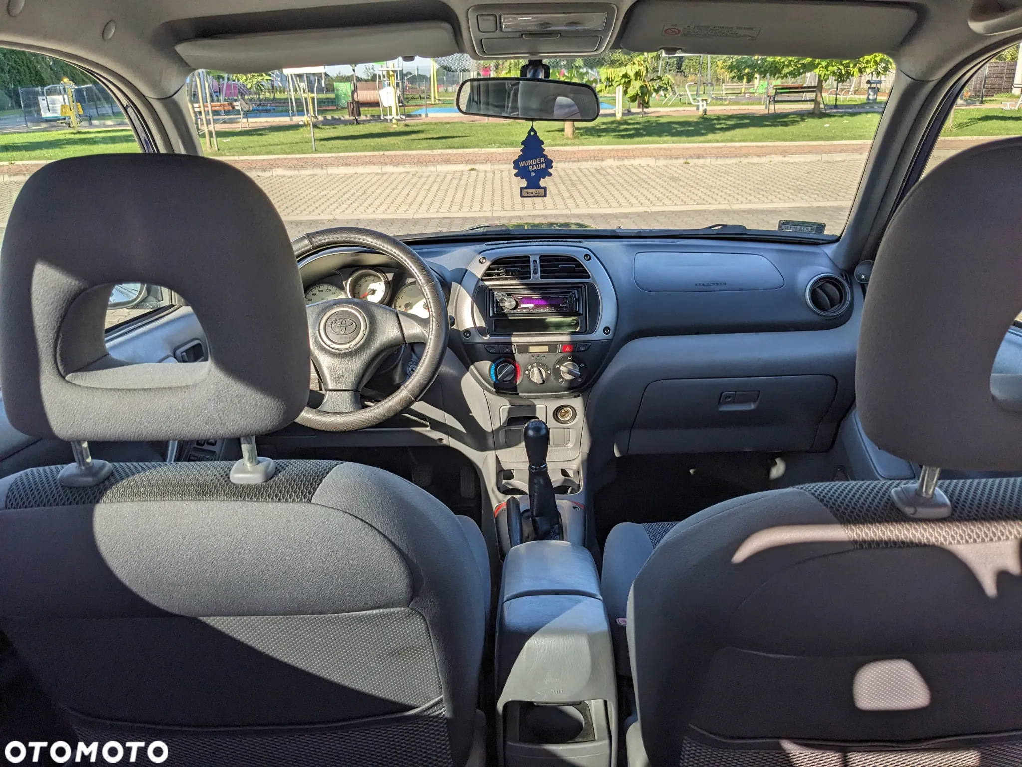 Toyota RAV4 D-4D 4x4 - 17