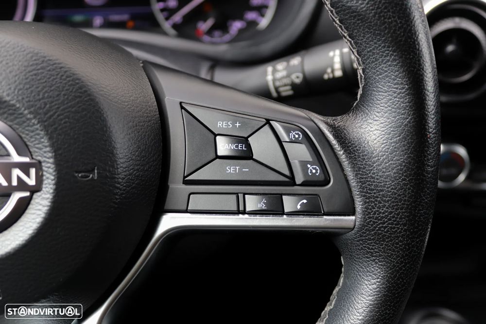 Nissan Juke 1.6 Hybrid N-Connecta - 12