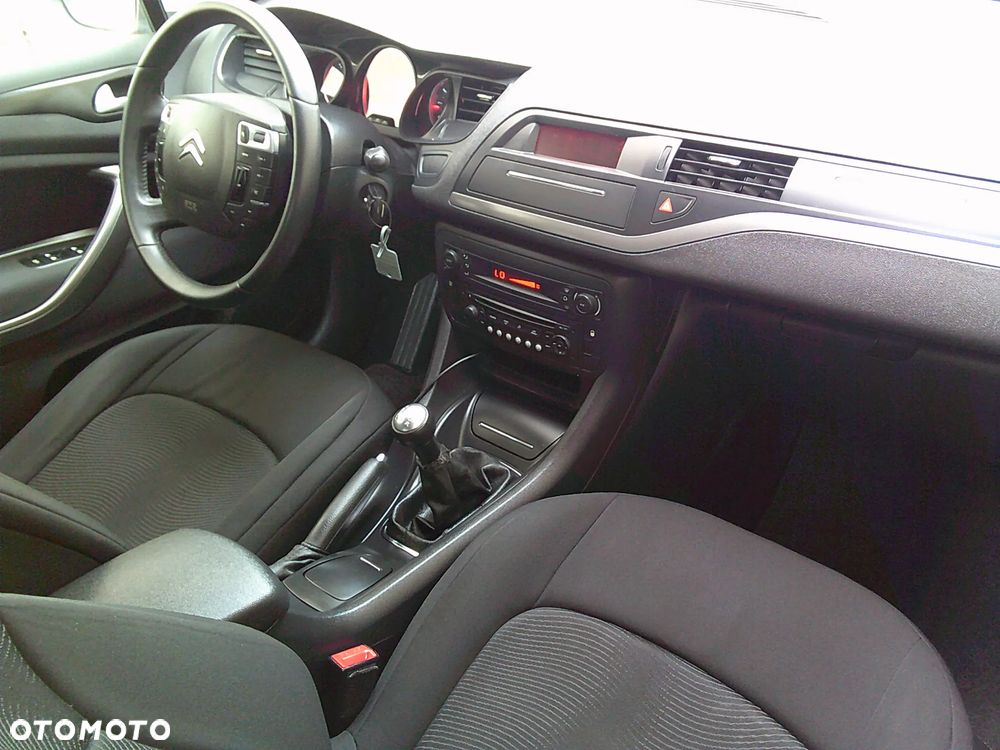 Citroën C5 Tourer 1.8 16V Style - 11