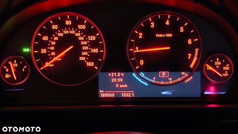 BMW Seria 5 535i xDrive Sport-Aut Luxury Line - 19