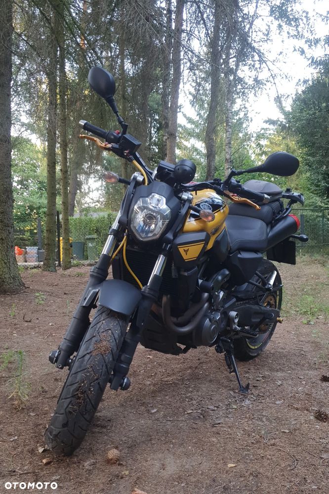 Yamaha MT - 3