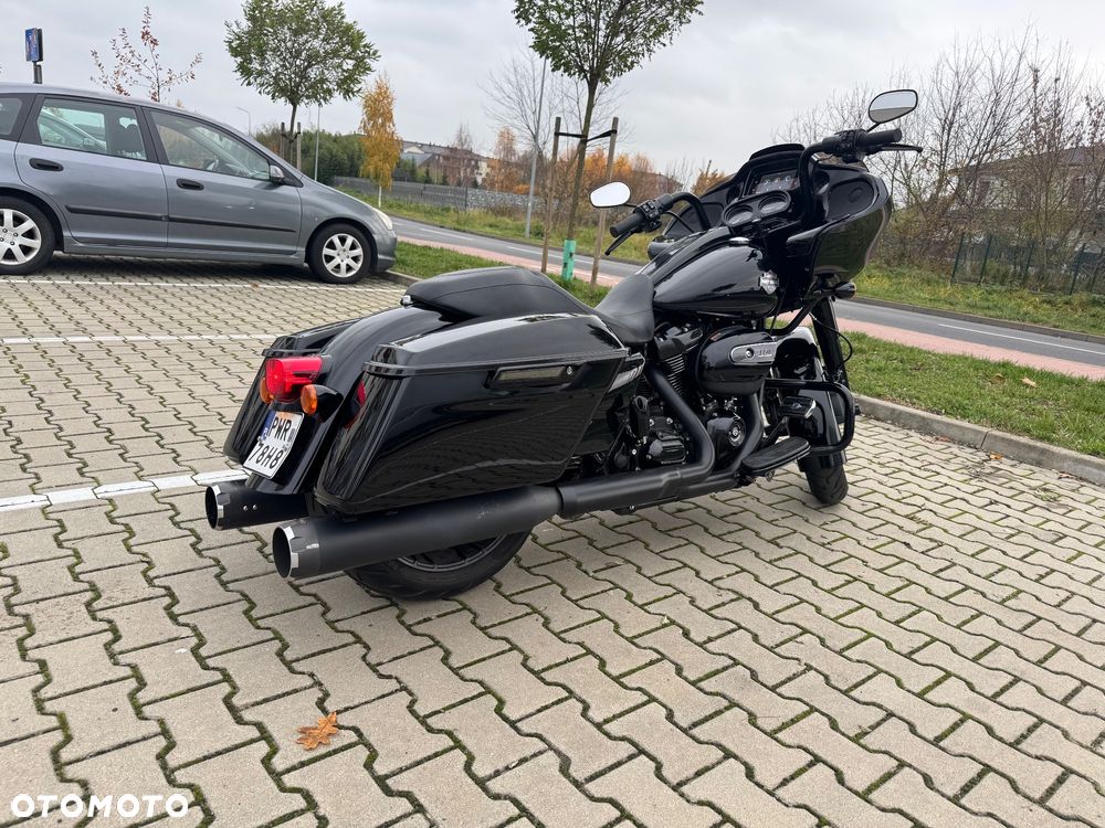 Harley-Davidson Touring Road Glide - 5