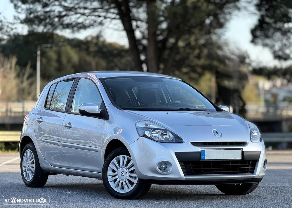 Renault Clio 1.2 16V Dynamique S - 4