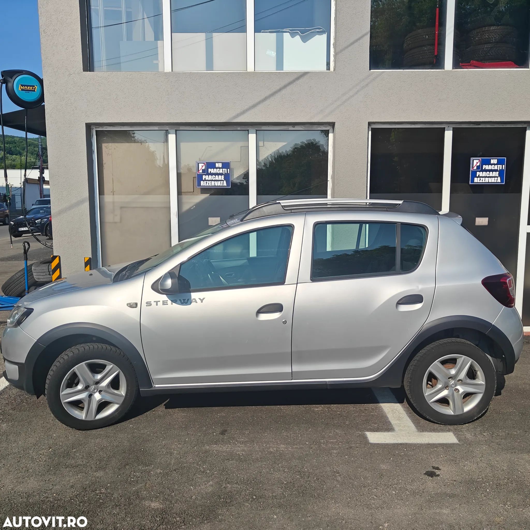 Dacia Sandero - 1