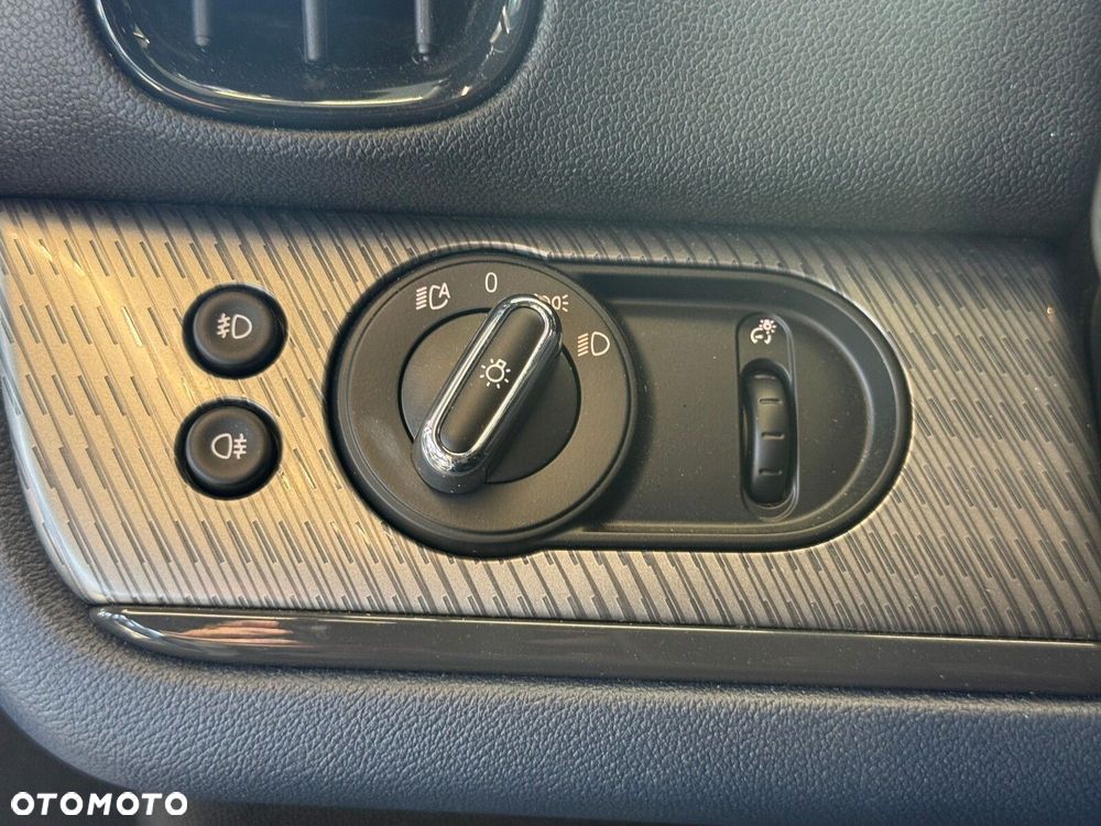 MINI Countryman - 24