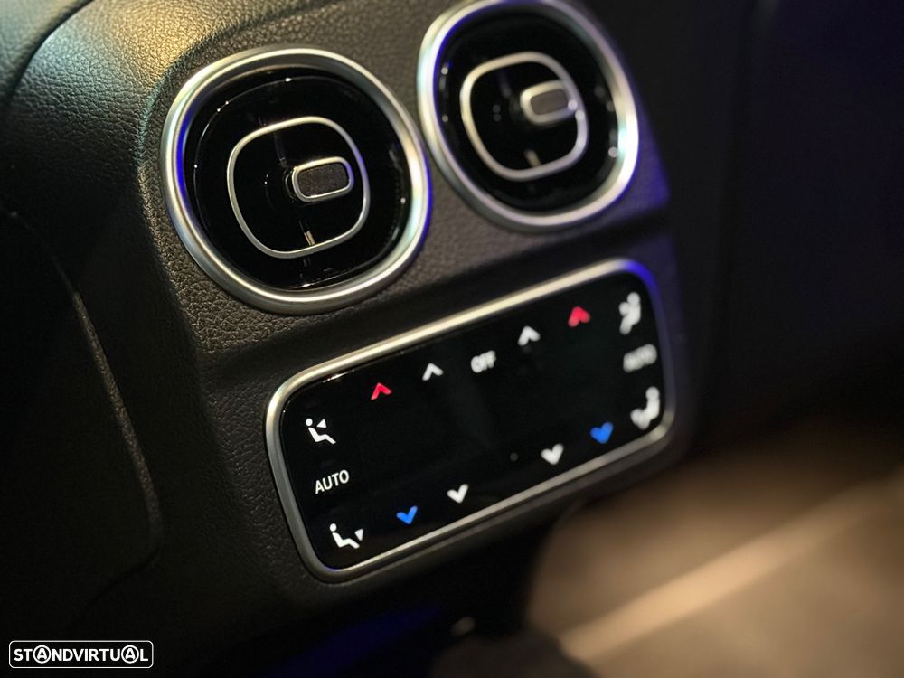 Mercedes-Benz C 300 de AMG Line - 24