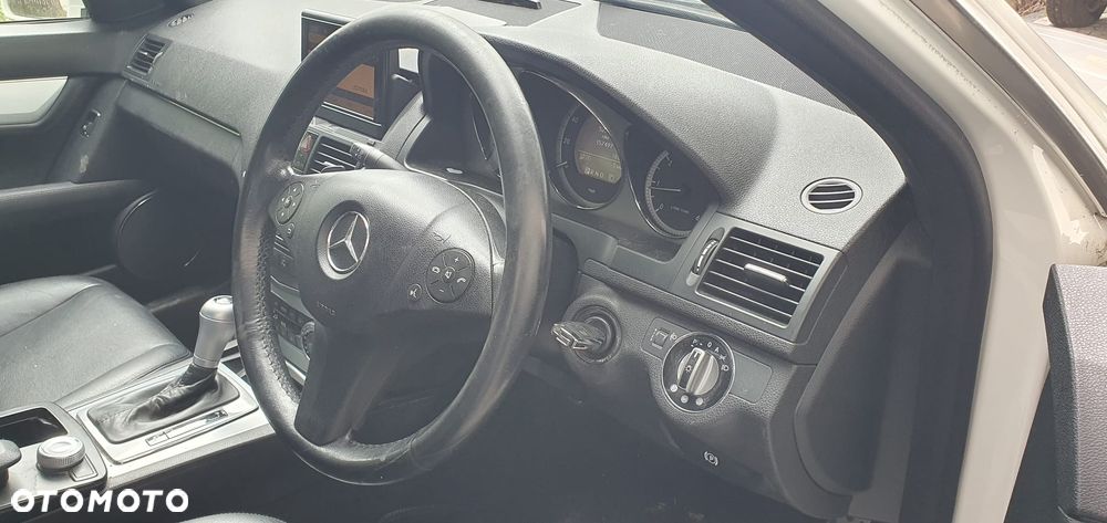 Mercedes-Benz Klasa C - 8