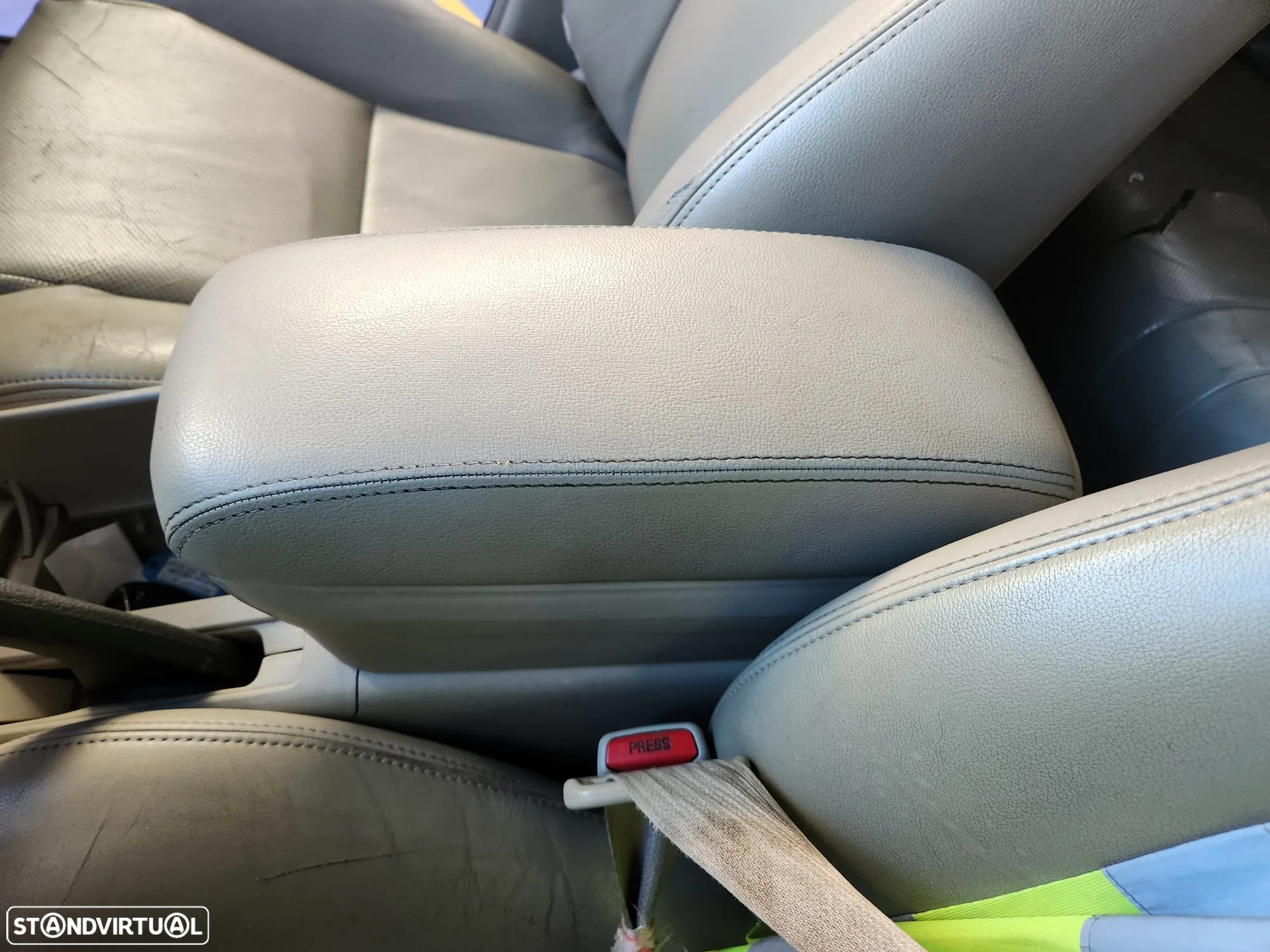 Toyota Avensis 2.0 D4D de 2007 ás peças. - 8