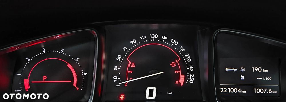 Citroën DS5 HDi 165 SoChic - 12