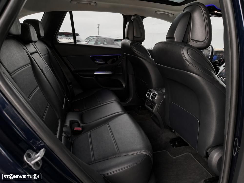 Mercedes-Benz GLC 300 e 4Matic 9G-TRONIC Avantgarde Advanced - 54