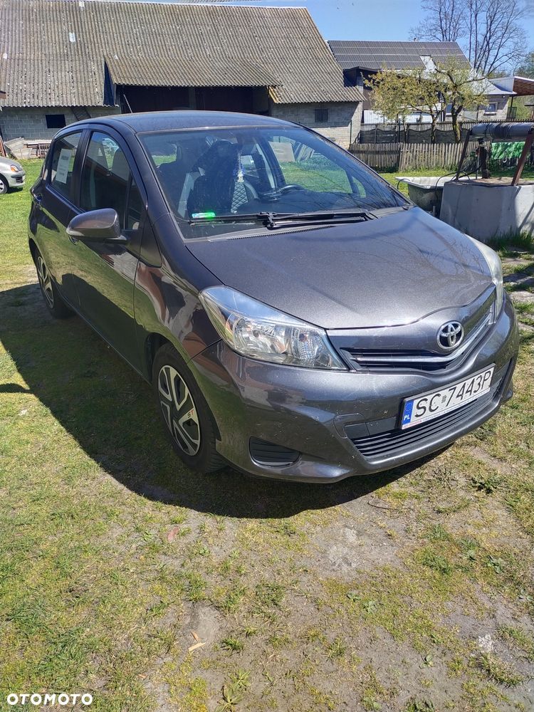 Toyota Yaris - 1
