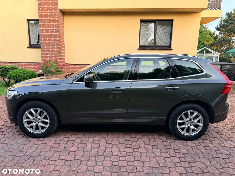 Volvo XC 60 T4 Momentum Pro - 2
