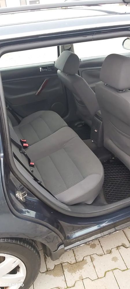 Volkswagen Passat - 5