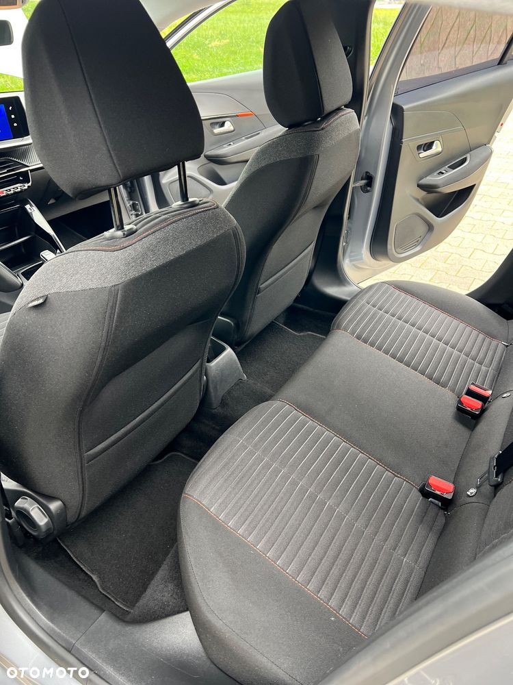 Peugeot 208 PureTech 100 EAT8 Allure Pack - 21