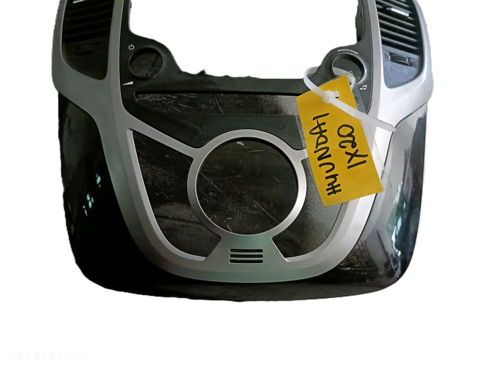 HYUNDAI IX20 10-15 r PANEL RAMKA ŚRODKOWA KONSOLI KRATKI 84740-1K160 + - 2